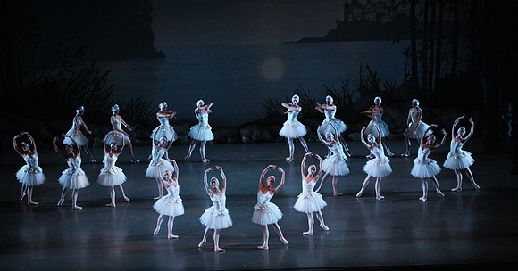 20151114_Swan_Lake_George_Balanchine_Kravis_IMG_6730