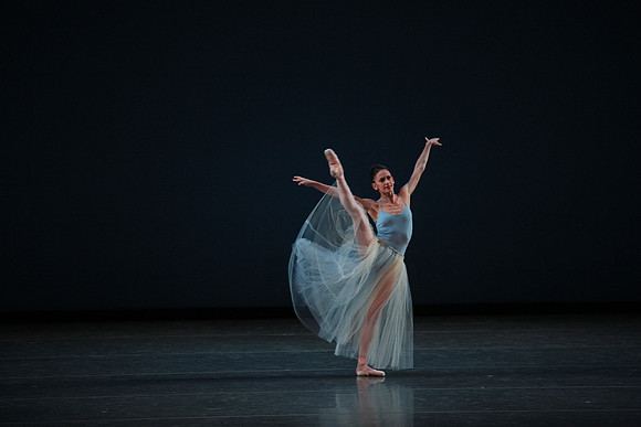 20170114_Serenade_Preformance_Tricia_Jeanette_Emily_Saturday_MCB_9C7C0102