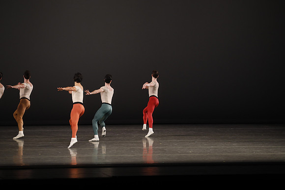 20170113_Glass_Pieces_Akhnaten_PR_MCB_Arsht_73A0793