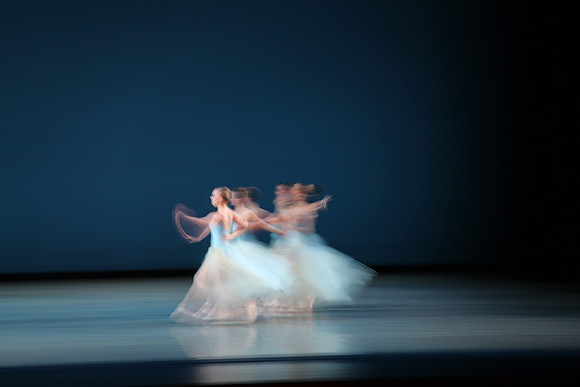 20170113_Seranade_Motion_Blur_PR_9C7C0116