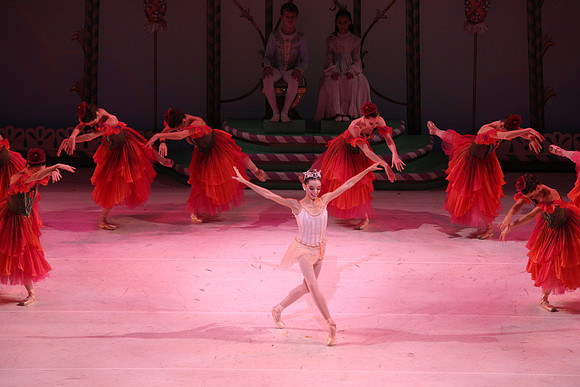 20141229_Nutcracker_WPB_Flowers__CG3P2129