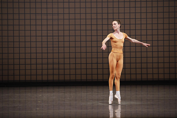 20170113_Glass_Pieces_no Makeup_DR_MCB_Arsht__73A0358