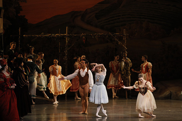 20161021_MCB_Giselle_Act1_Preformance_Arsht_73A0095