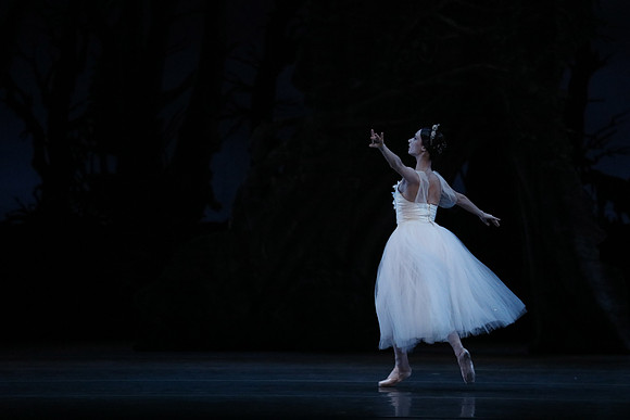 20161020_MCB_Giselle_Act2_DRDA_Arsht_73A6039