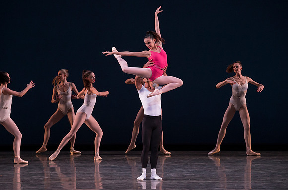 20150108_MCB_SI3M_Dress_Hear_the_Dance_CG3P0295