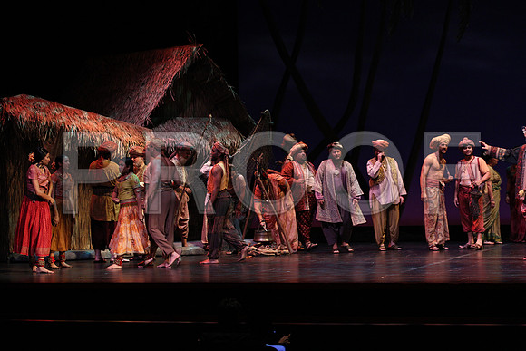 20150226_The_Pearl_Fisher_Act_29C7C0562