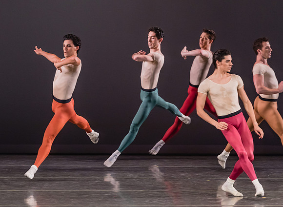 20170113_Glass_Pieces_Akhnaten_PR_MCB_Arsht_73A0844