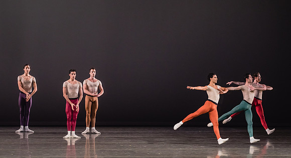 20170113_Glass_Pieces_Akhnaten_PR_MCB_Arsht_73A0825