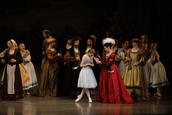 20161021_MCB_Giselle_Act1_Preformance_Arsht_73A0044
