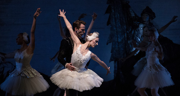 20151022_MCB_Swan_Lake_DR_Arsht_Crop_IMG_9989
