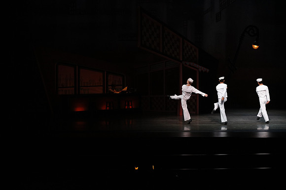 20151022_MCB_Fancy_Free_Warmup_Stage_Arsht_75A5319
