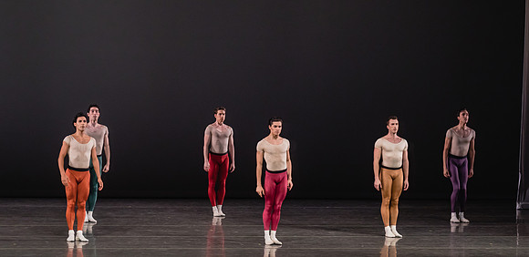 20170113_Glass_Pieces_Akhnaten_PR_MCB_Arsht_73A0882