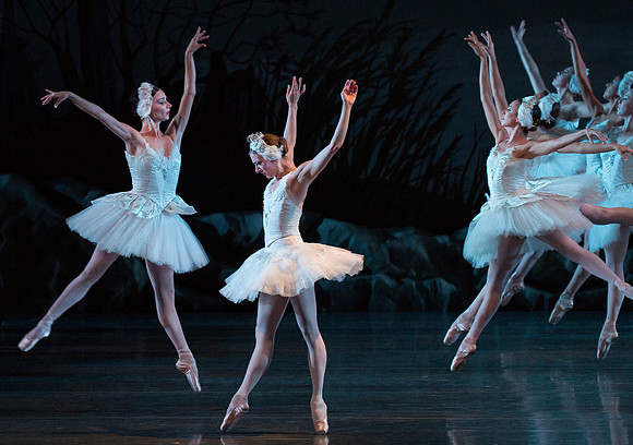 20151022_MCB_Swan_Lake_DR_Arsht_IMG_9450