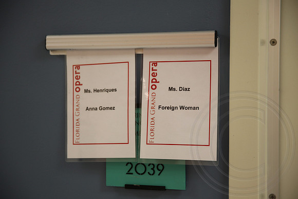 20150507_Opera_The_Consul_Backstage_9C7C4776