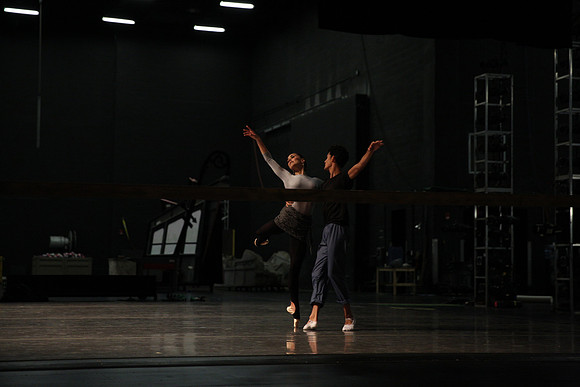 20151025_MCB_Back_Stage_2Cast_Arsht_IMG_7495