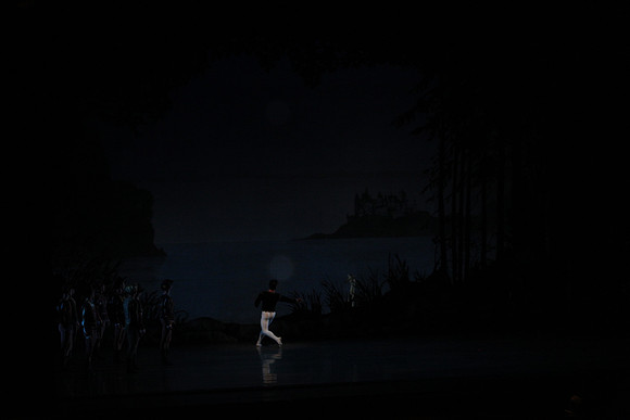 20151025_MCB_Swan_Lake_2Cast_Arsht_IMG_1475