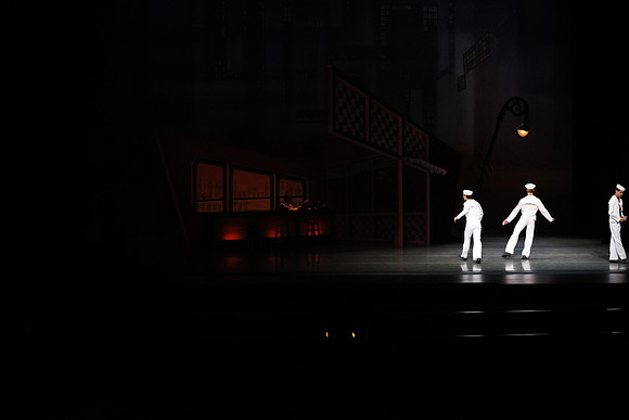 20151022_MCB_Fancy_Free_Warmup_Stage_Arsht_75A5305