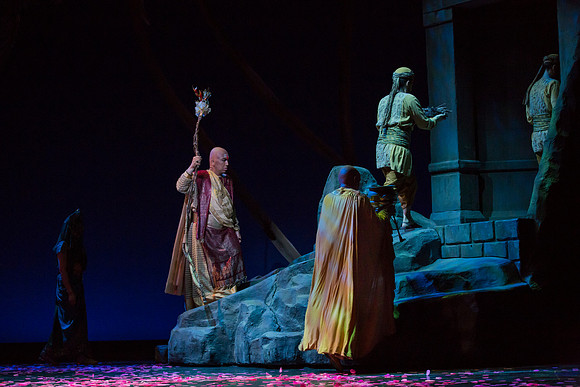 20150226_The_Pearl_Fisher_Act_29C7C1397
