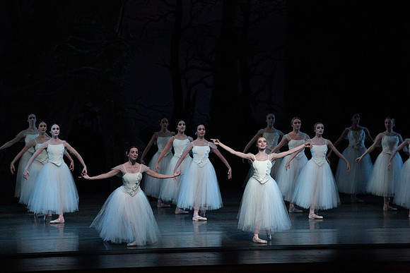 20161021_MCB_Giselle_Act2_Preformance_Arsht_9C7C0021