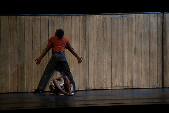 20170223_Alvin_Ailey_Walking_Mad_PR_Closeup_G3P1496