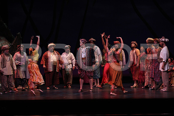 20150226_The_Pearl_Fisher_Act_29C7C0591