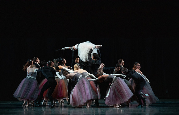 20180405_La Valse_Balanchine_Ravel__73A5568