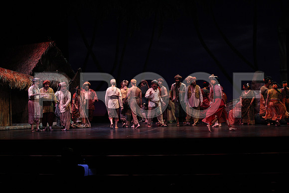 20150226_The_Pearl_Fisher_Act_29C7C0629