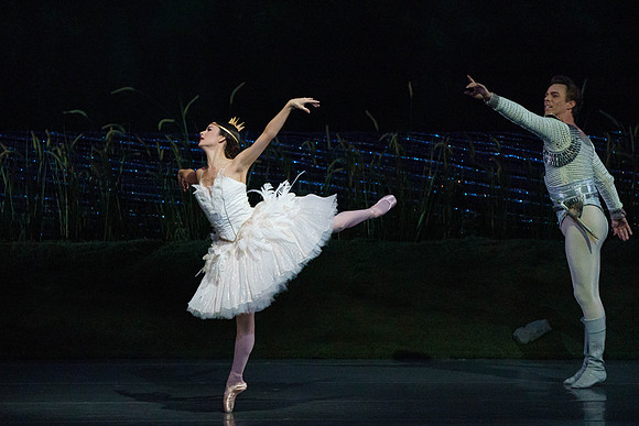 Swan Lake 2 Cast  for Amber double cheque it Tricia 0086-2