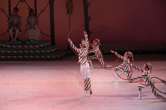 20141229_Nutcracker_WPB_Hoops_CG3P1362