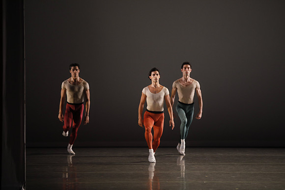 20170113_Glass_Pieces_Akhnaten_PR_MCB_Arsht_73A0717