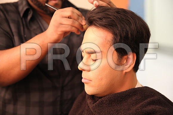 20150226_The_Pearl_Fisher_Backstage_Makeup_9C7C0402