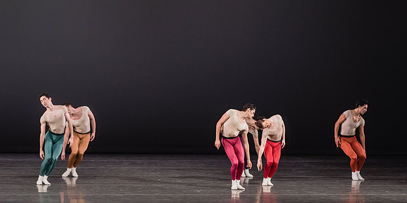 20170113_Glass_Pieces_Akhnaten_PR_MCB_Arsht_73A0956