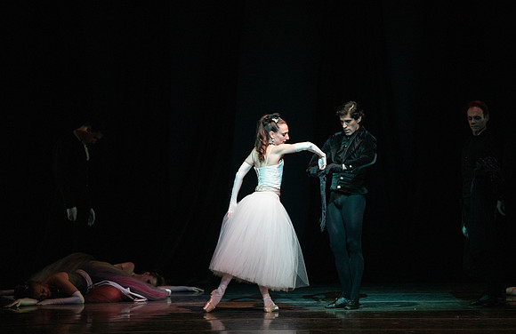 20180405_La Valse_Balanchine_Ravel__73A5367