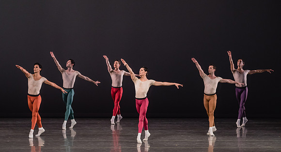 20170113_Glass_Pieces_Akhnaten_PR_MCB_Arsht_73A0871
