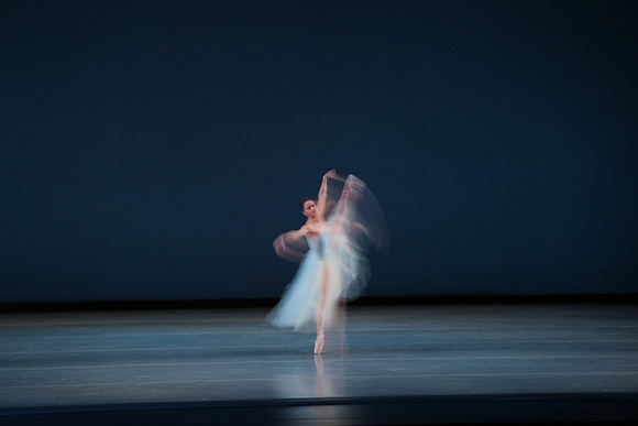 20170113_Seranade_Motion_Blur_PR_9C7C0090