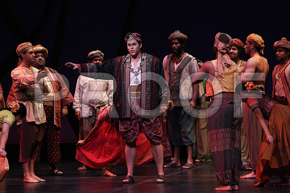 20150226_The_Pearl_Fisher_Act_29C7C0605