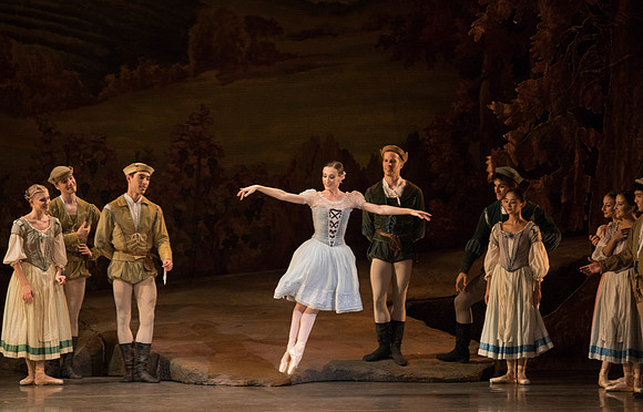 20161022_MCB_Giselle_Act1_2Cast_Tricia_Arsht_Arsht_73A8525