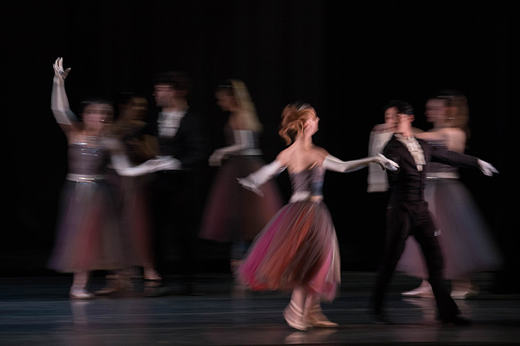 20180406_La_Valse_Motion_Blur_Balanchine_73A6955