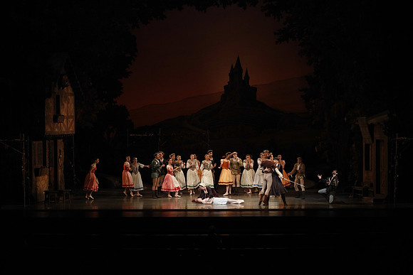 20161020_MCB_Giselle_Act1_DRSH_75A0058
