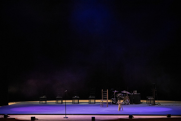 20250306_Eva Yerbabuena_oscuro brillante_DSC5953