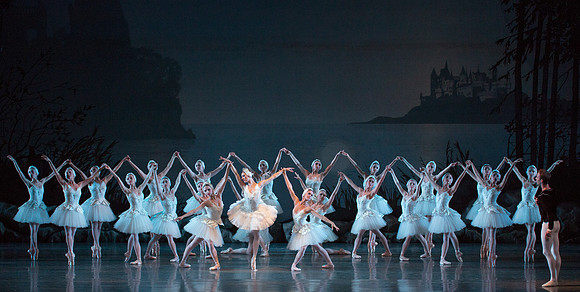 20151022_MCB_Swan_Lake_DR_Arsht_IMG_9487