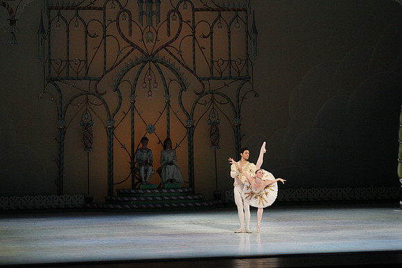 20141223_Nutcracker_ARTC_Pasdedeux_AL1B5798