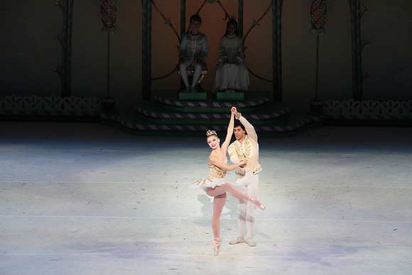 20141229_Nutcracker_WPB_PasDeDeux_CG3P3005