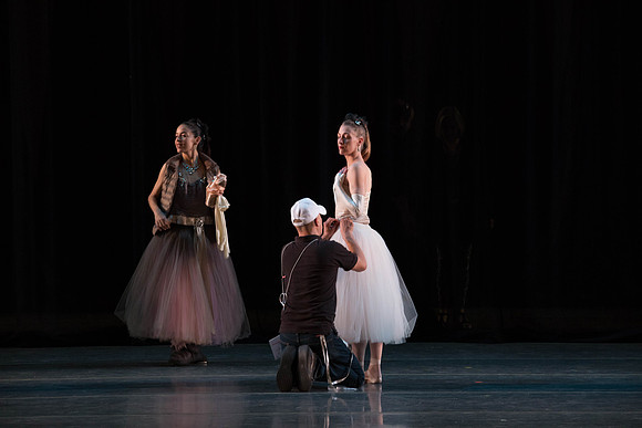 20180406_La_Valse_Motion_Blur_Balanchine_73A6945