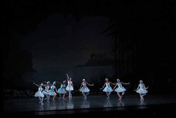20151025_MCB_Swan_Lake_2Cast_Arsht_IMG_0105
