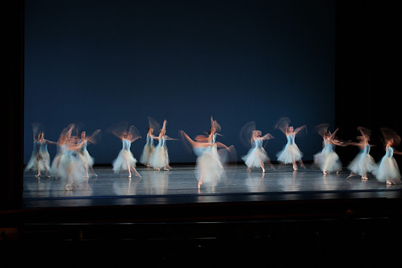 20170113_Seranade_Motion_Blur_PR_9C7C0275