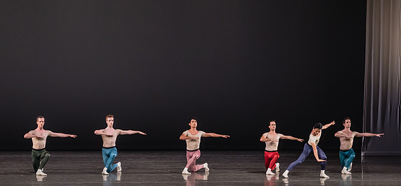 20170113_Glass_Pieces_Akhnaten_PR_MCB_Arsht_73A1012