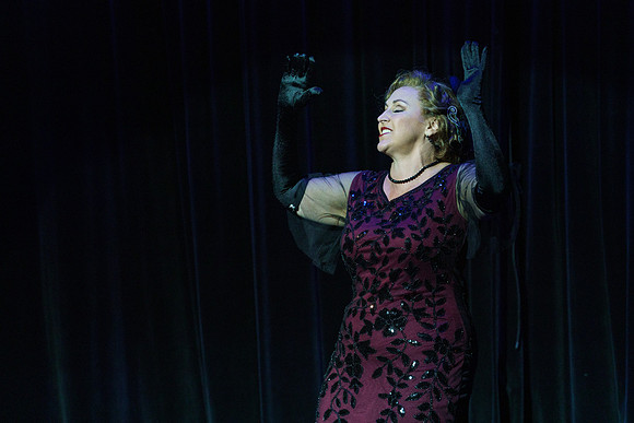 20210129_Three_Decembers_DSC6059