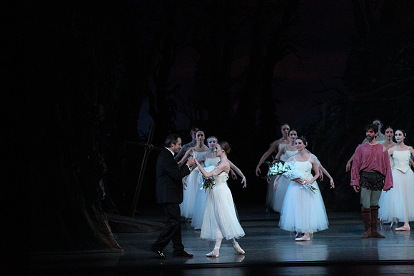 20161021_MCB_Giselle_Act2_Preformance_Arsht_9C7C0099