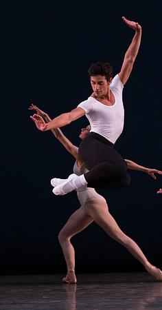 20150109_MCB_SI3M_Dress_Hear_the_Dance_CG3P0272